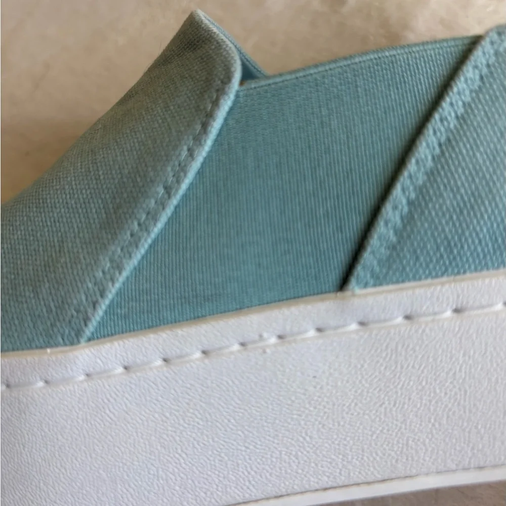 Vince Light Blue Slip-On sneakers Featurlng a thick white rubber, textile upper‎